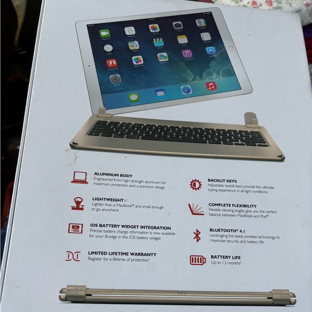 Rose gold iPad cover/keyboard